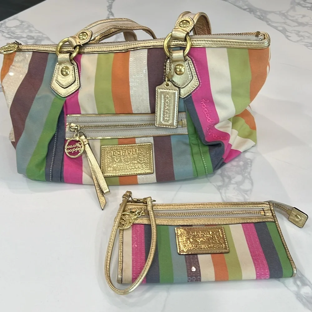 COACH poppy Tote Set. - Picture 15 of 16